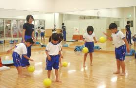 小学生におすすめ遊び感覚でできるバランス体幹トレーニング 動画あり 体幹トレーニング方法navi